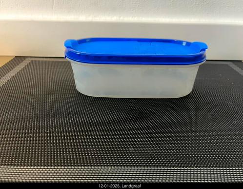 Tupperware strooier met dubbele opening, Huis en Inrichting, Keuken | Tupperware, Zo goed als nieuw, Bak of Kom, Blauw, Ophalen of Verzenden