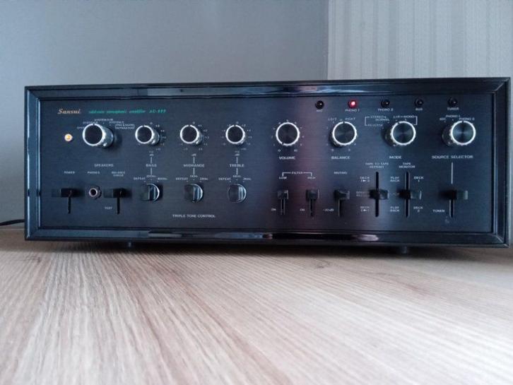 Solid State Integrated Stereo Amplifier Sansui AU-999, Audio, Tv en Foto, Versterkers en Receivers, Zo goed als nieuw, 60 tot 120 watt
