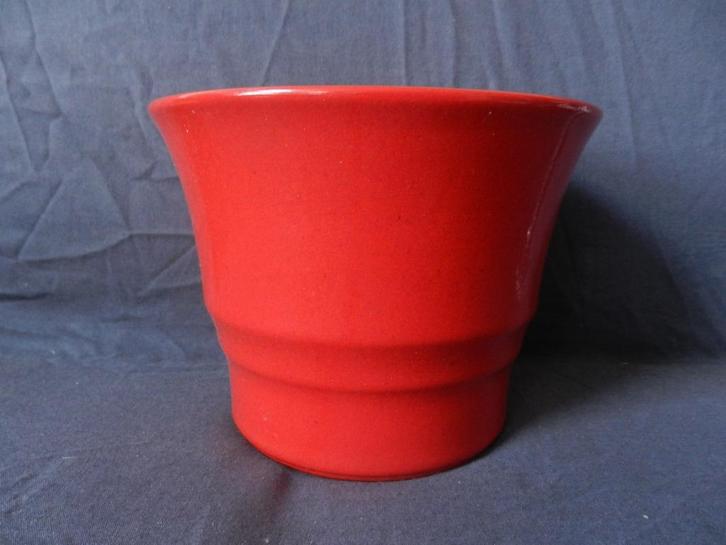 Rood geglazuurde bloempot ADCO Groningen h. 13,8 cm., Antiek en Kunst, Antiek | Keramiek en Aardewerk, Ophalen of Verzenden