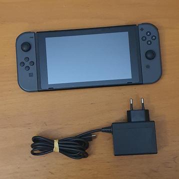 ZWARTE Nintendo Switch met OPLADER beschikbaar voor biedingen