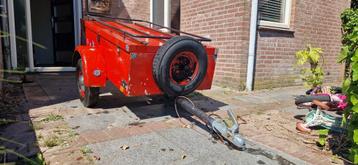 Bagagewagen met deksel  beschikbaar voor biedingen