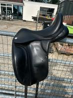 Mooie zadels te koop 17,5 inch, Dieren en Toebehoren, Paarden en Pony's | Zadels, Ophalen of Verzenden, Dressuur