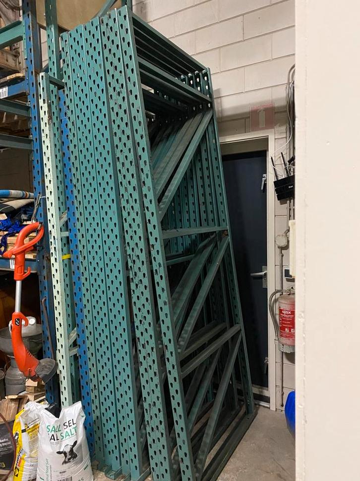 Staanders, jukken voor Hovuma stelling, Doe-het-zelf en Verbouw, IJzerwaren en Bevestigingsmiddelen, Overige typen, Ophalen