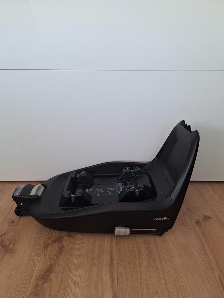Maxi Cosi 2WayFix Isofix Base, Kinderen en Baby's, Autostoeltjes, Gebruikt, Maxi-Cosi, 9 t/m 18 kg, Isofix, Ophalen