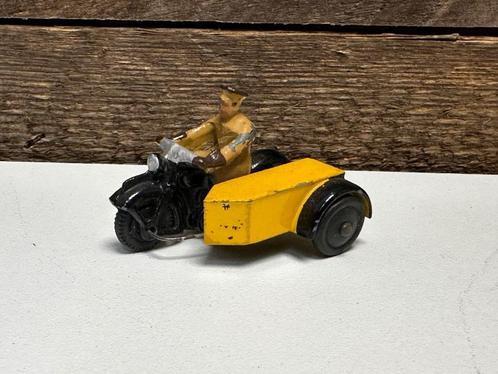 Dinky Toys - motor met zijspan - A6050, Hobby en Vrije tijd, Modelauto's | Overige schalen, Gebruikt, Ophalen of Verzenden