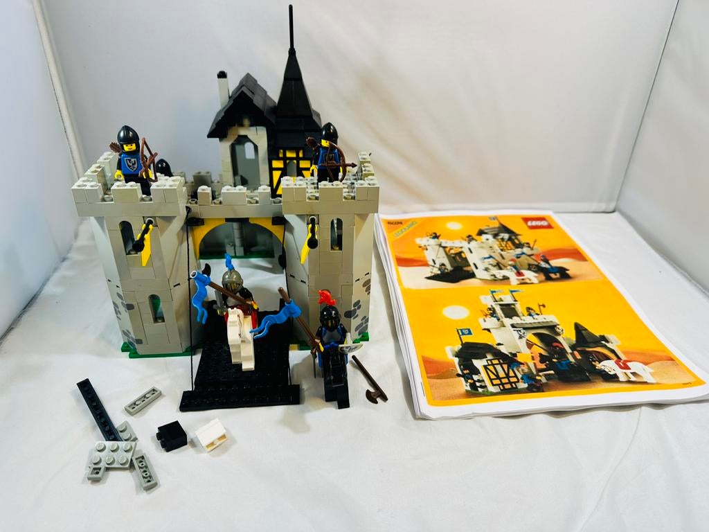 Lego 6074 Black Falcon's Fortress, Kinderen en Baby's, Speelgoed | Duplo en Lego, Ophalen of Verzenden, Gebruikt, Complete set