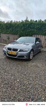 BMW 3-Serie 2.0 I 320 Touring 125KW AUT 2009 Grijs, Auto's, BMW, Automaat, 1995 cc, 4 cilinders, 1435 kg
