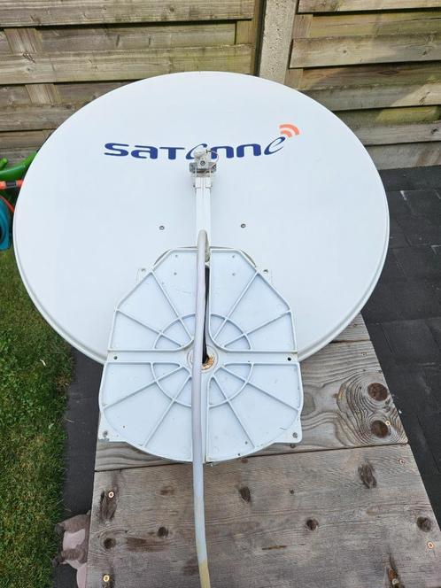 Satenne R3 schotelantenne, Caravans en Kamperen, Caravan accessoires, Gebruikt, Ophalen