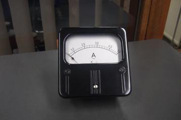Ampère meter beschikbaar voor biedingen