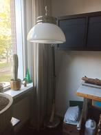 Hustadt Leuchten

Booglamp 1970, Ophalen, Kunststof, 150 tot 200 cm