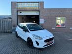 Ford Fiesta 1.1 Trend airco dealer onderhouden, Voorwielaandrijving, Stof, Gebruikt, Zwart