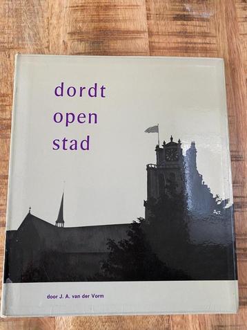 Dordt open Stad - Dordrecht Meidagen 1940 beschikbaar voor biedingen