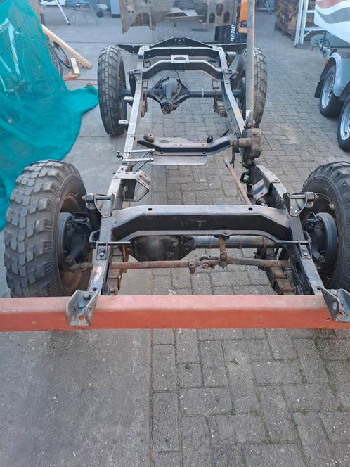 M38a1 Willys Willy jeep Nekaf Kaiser chassis body, Verzamelen, Militaria | Algemeen, Landmacht, Overige typen, Nederland, Ophalen