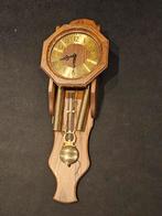 Mooie Houten Hangklok met Slinger, Antiek en Kunst, Ophalen
