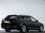 Skoda Superb Combi 1.4 TSI 218pk iV Business Edition Plus |, Auto's, Skoda, Stof, 4 cilinders, Zwart, 1600 kg