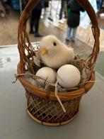 Paas mand met kuiken en twee eieren, Diversen, Pasen, Ophalen of Verzenden, Zo goed als nieuw, X, X