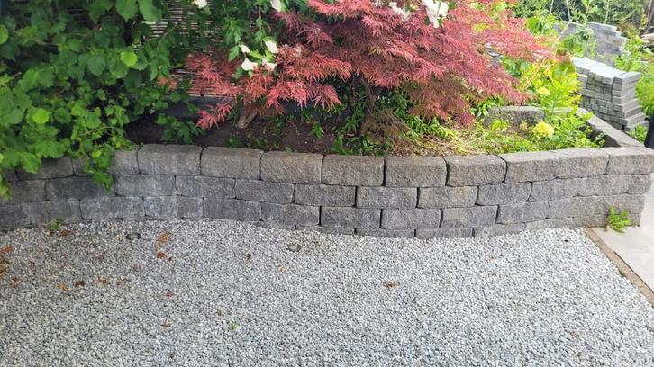 Grijze stenen muurtje, Tuin en Terras, Tegels en Klinkers, Zo goed als nieuw, Minder dan 5 m², Ophalen
