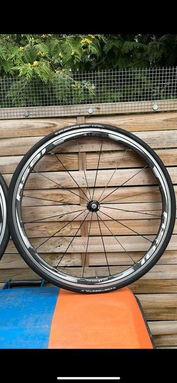 Shimano RS81 C35 Road Bike Wheels carbon beschikbaar voor biedingen