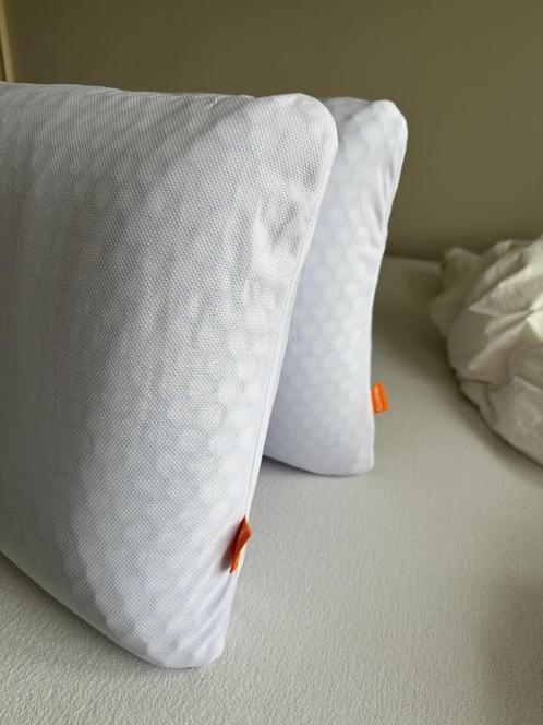Emma AirGrid Wolkenkussenset – 70  40 cm (set van 2), Huis en Inrichting, Slaapkamer | Beddengoed, Zo goed als nieuw, Kussen, Tweepersoons