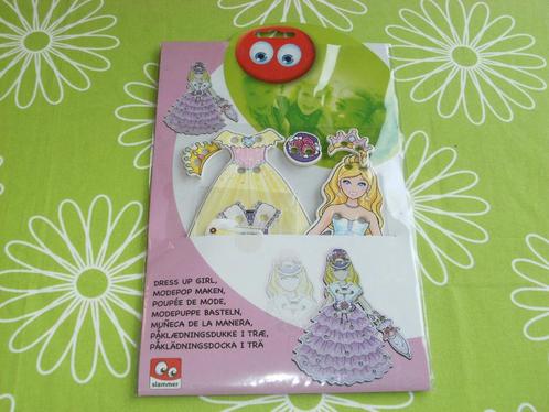 Nieuw in seal: Modepop maken - dress up girl, Kinderen en Baby's, Speelgoed | Educatief en Creatief, Nieuw, Knutselen, Ophalen of Verzenden