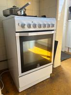 Indesit Gasfornuis met oven, Ophalen, Gebruikt, Wit, 50 tot 100 cm