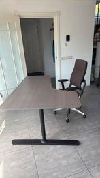 Ikea hoekbureau en grahl xenium stoel, Ophalen, Zo goed als nieuw