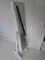 Leuke witte sieradenkast met spiegel excl sieraden, Huis en Inrichting, Woonaccessoires | Spiegels, Ophalen, Minder dan 50 cm