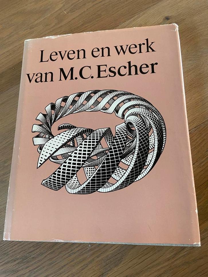 Leven en Werk van M.C. Escher, Boeken, Kunst en Cultuur | Beeldend, Gelezen, Overige onderwerpen, Ophalen