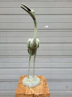 Antiek brons standbeeld van een Kraanvogel tuinbeeld, Verzenden, Zo goed als nieuw, Metaal, Dierenbeeld