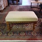 Hocker /voetenbankje., 125 cm of meer, Ophalen of Verzenden, Stof, Rechthoekig