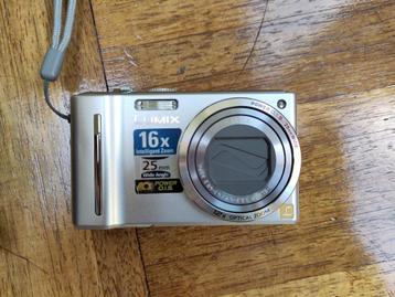 Digitale compact camera  beschikbaar voor biedingen