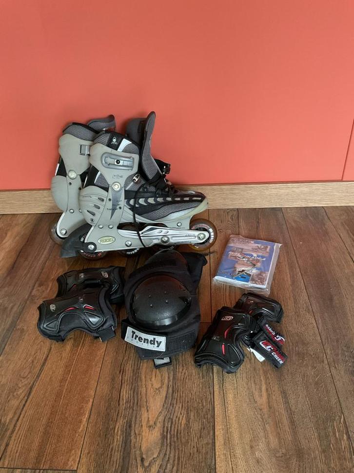 Skeelers met bescherming, Sport en Fitness, Skeelers, Gebruikt, Inline skates 4 wielen, Roces, Dames, Verstelbaar, Ophalen