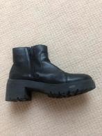 Hakken - Maat 37 - Zo goed als nieuw, Kinderen en Baby's, Kinderkleding | Schoenen en Sokken, Ophalen of Verzenden, Zo goed als nieuw