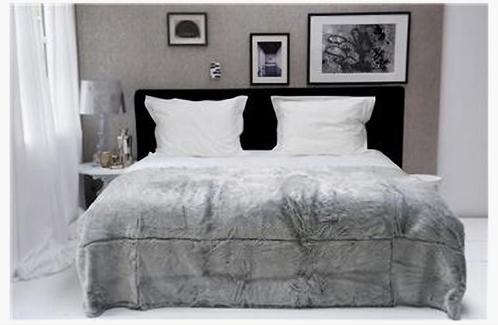 Exclusief dekbedovertrek Opaque en Sheer 240x250 cm, Huis en Inrichting, Slaapkamer | Beddengoed, Nieuw, Dekbedovertrek, Tweepersoons