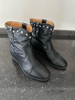 Isabel Marant Laarsjes - Maat 38, Kleding | Dames, Schoenen, Ophalen of Verzenden, Zo goed als nieuw, Zwart, Lage of Enkellaarzen