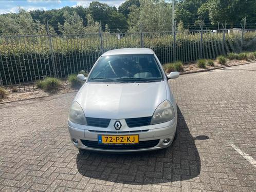 Renault Clio 1.4 16V Autbas E3 2004 Grijs, Auto's, Renault, Particulier, Clio, ABS, Airbags, Centrale vergrendeling, Elektrische ramen