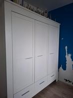 Kledingkast (onderdeel van complete wit houten tiener kamer), Huis en Inrichting, Kasten | Kledingkasten, Gebruikt, 150 tot 200 cm