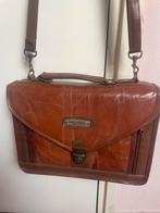 Marc Chantal leren schoudertas, Sieraden, Tassen en Uiterlijk, Tassen | Damestassen, Ophalen of Verzenden, Gebruikt, Bruin, Schoudertasje