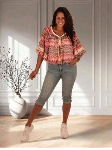 Yellow blue high waist capri van Norfy maat 44, Kleding | Dames, Spijkerbroeken en Jeans, Zo goed als nieuw, W33 - W36 (confectie 42/44)