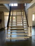 Trap - 285cm hoog, Ophalen, Gebruikt, Trap, 2 tot 4 meter