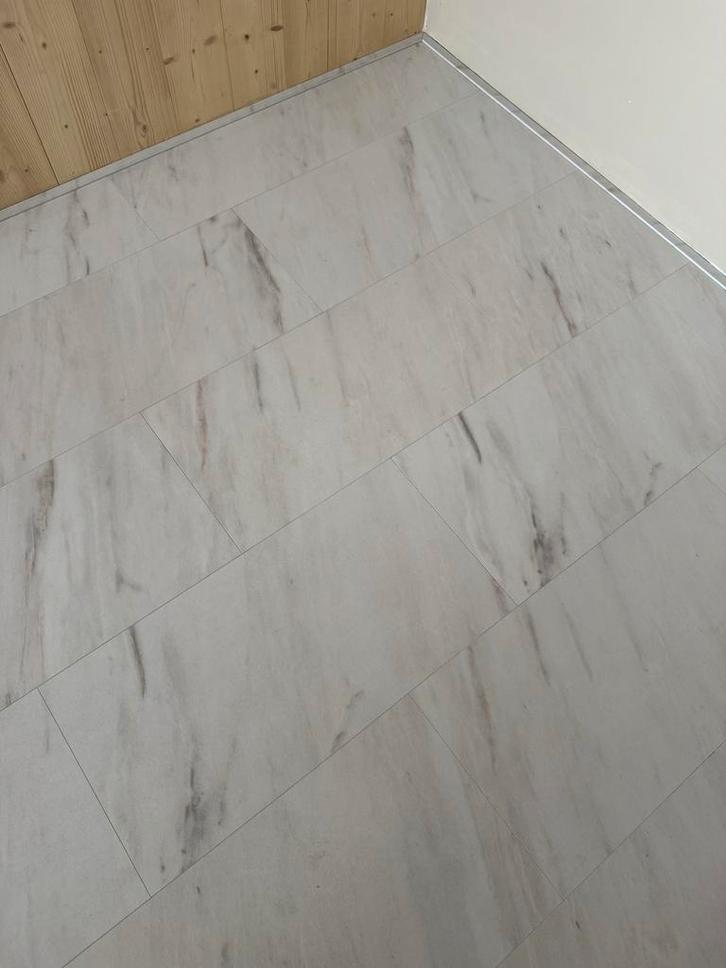 Laminaat vloer 64 m², Doe-het-zelf en Verbouw, Vloerdelen en Plavuizen, Gebruikt, Laminaat, Kunststof, 150 cm of meer, 10 tot 30 cm