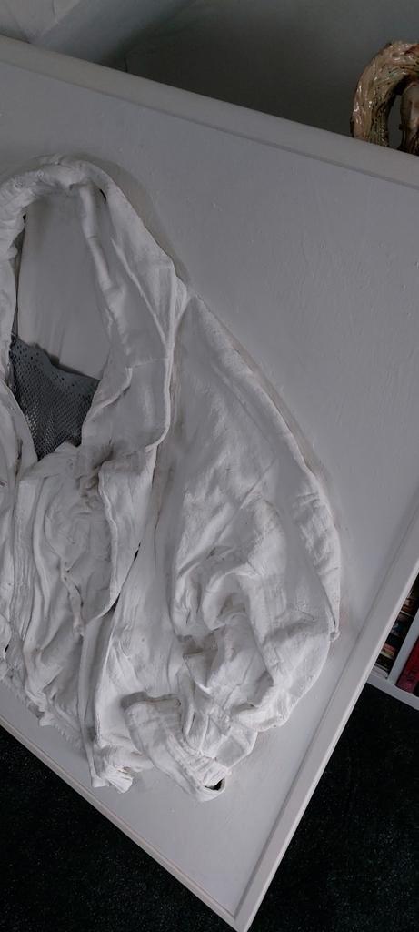 Modern kunstwerk van gips in wit / grijs, Antiek en Kunst, Antiek | Woonaccessoires, Ophalen