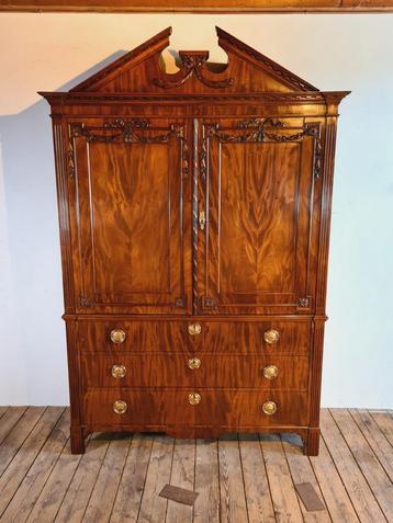 Kabinet, Kast, Louis XVI, Louis Seize, Mahonie, 1790-1810 beschikbaar voor biedingen