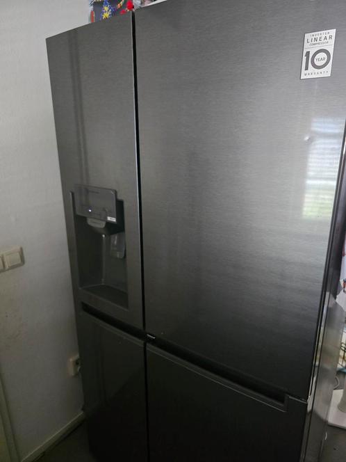 LG Koelkast met ijsdispenser, Huis en Inrichting, Keuken | Keukenbenodigdheden, Zo goed als nieuw, Ophalen