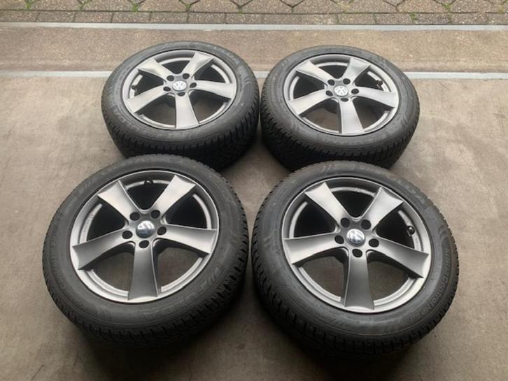 VW PASSAT T-ROC CADDY SKODA VELGEN + WINTERBANDEN 215 55 R17, Auto-onderdelen, Banden en Velgen, Banden en Velgen, Winterbanden