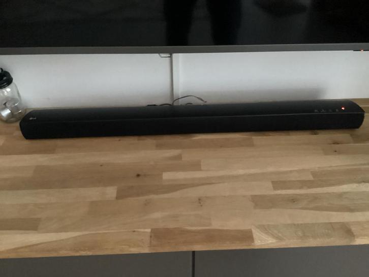 LG Soundbar SH2 met Subwoofer & Bluetooth, Audio, Tv en Foto, Soundbars, Gebruikt, Bluetooth, Ophalen