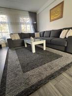 Grijze bankstel, Huis en Inrichting, Banken | Bankstellen, Ophalen, Zo goed als nieuw, Vierpersoons of meer