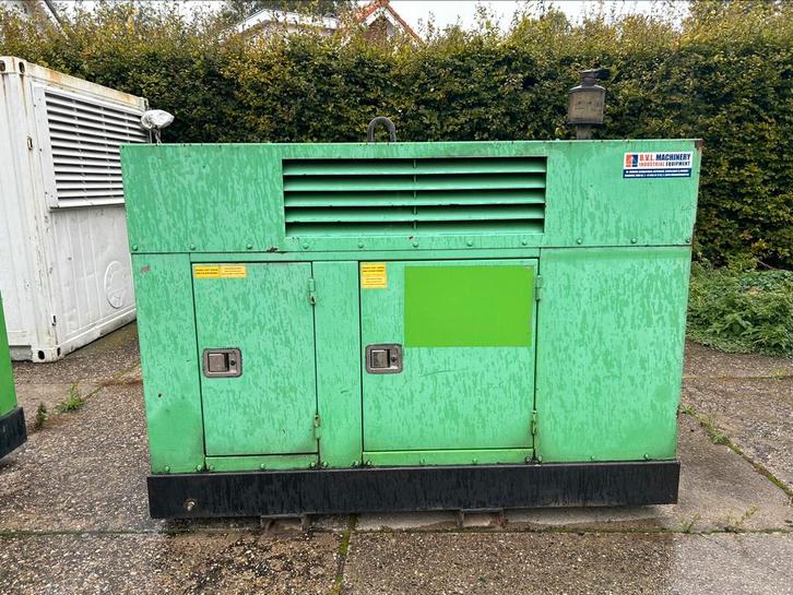 Super SilentJohn Deere 45 kVA aggregaat super geluidgedempt, Doe-het-zelf en Verbouw, Aggregaten, Dieselolie, Geluidgedempt, Ophalen of Verzenden