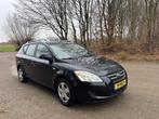 Kia Cee'd Sporty Wagon 1.6 X-tra | Airco | APK 02-2027, Auto's, Gebruikt, 4 cilinders, Origineel Nederlands, Handgeschakeld