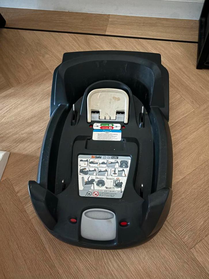 BeSafe iZi Go ISOfix Basis, Kinderen en Baby's, Autostoeltjes, Gebruikt, Overige merken, Isofix, Zijbescherming, Ophalen of Verzenden